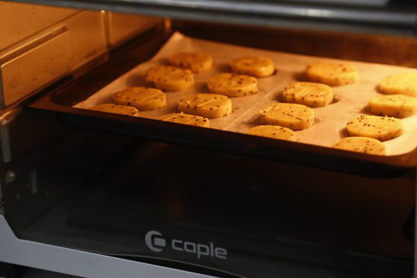 Steps for Sesame Cookies